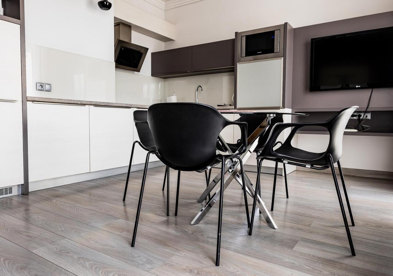 Centrum Superior Suites Белосток Экстерьер фото